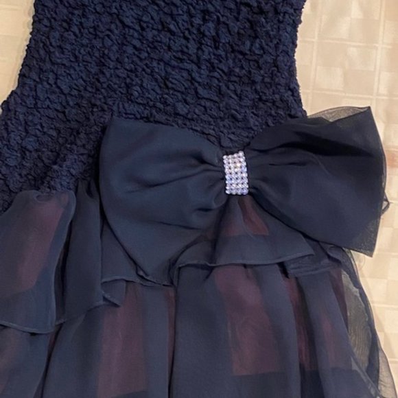 Gothic Victorian Style Dress - Picture 3 of 6